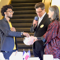 Centre Francophone high school French essay contest