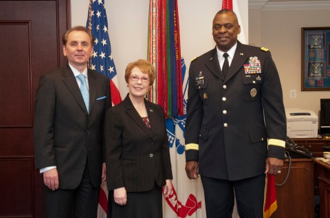 Schuster and Stroble present Gen. Austin with Distinguished Alumni Award