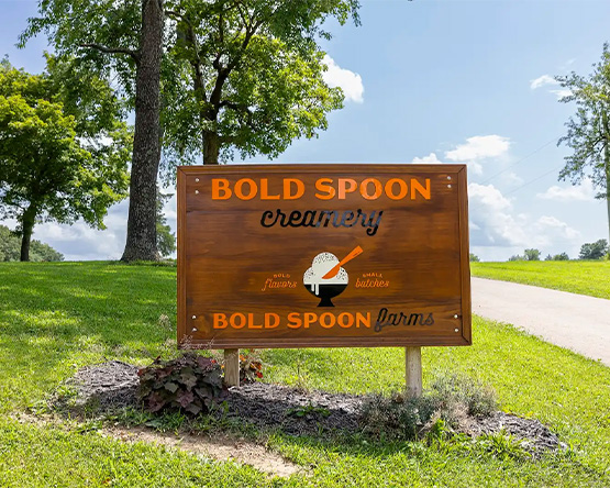 A sign leading to Bold Spoon Farm in Park Hills, Missouri