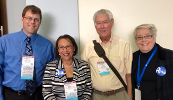 Hulsizer, Woolf with colleagues at APA