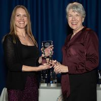 Miller-Struttmann was recognized at the Academy of Science’s 25th annual Outstanding Science Award Ceremony, held at the Missouri Botanical Garden on April 4.