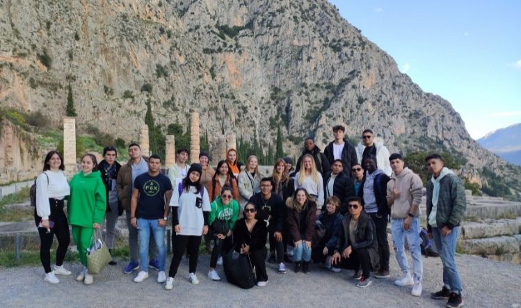 Webster Athens Students at the Temple of Apollo